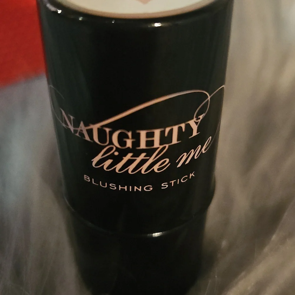 🆕️Victoria’s Secret Sexy Little Things Blush Stick SO FLUSHED
